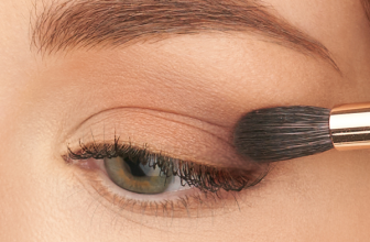 How to Apply Eyeshadow (By the Numbers)